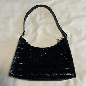Retro Black Crocodile Zip Shoulder Bag